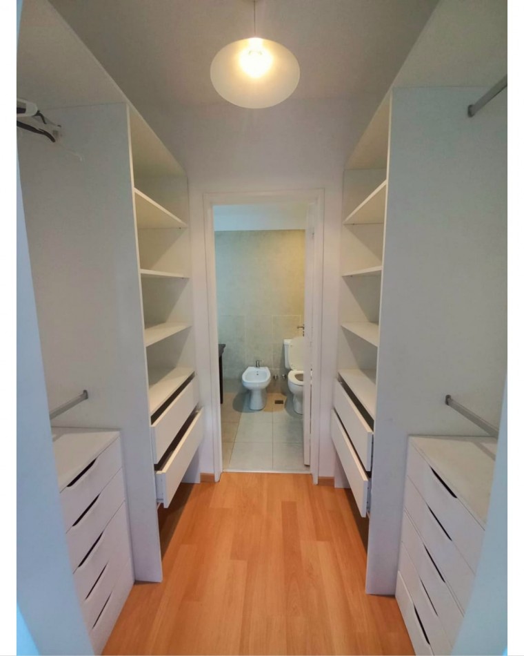 Hermoso departamento en Tigre Centro.